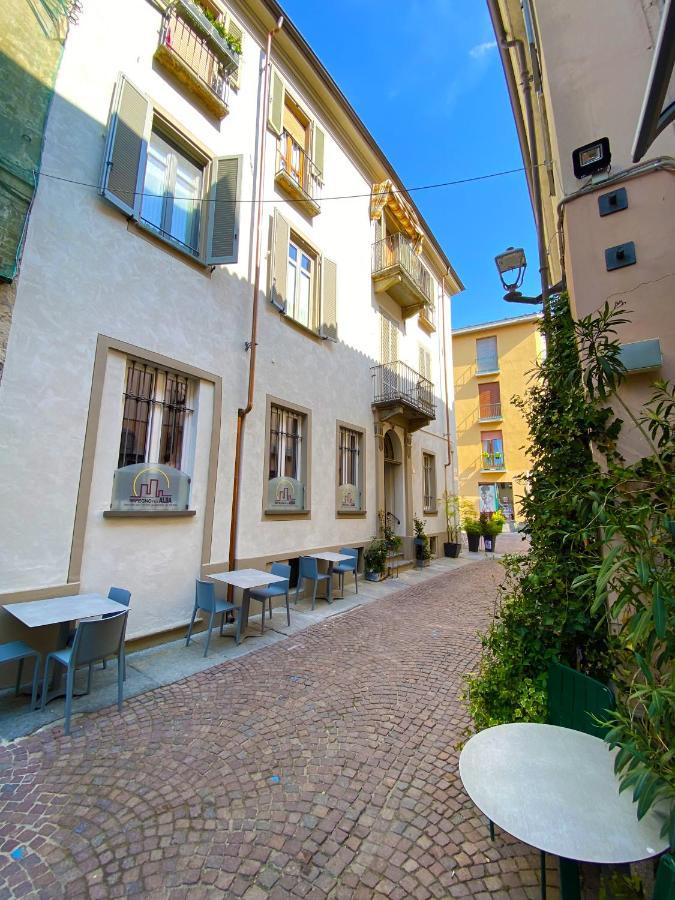 La Finestra Sul Borgo Apartman Alba Kültér fotó