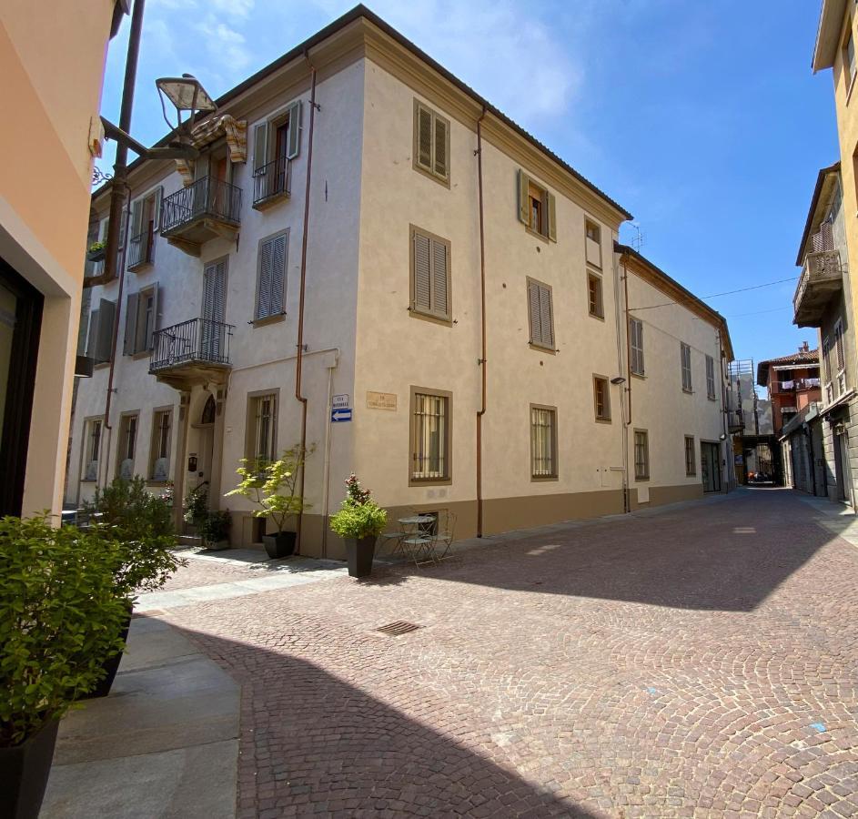 La Finestra Sul Borgo Apartman Alba Kültér fotó